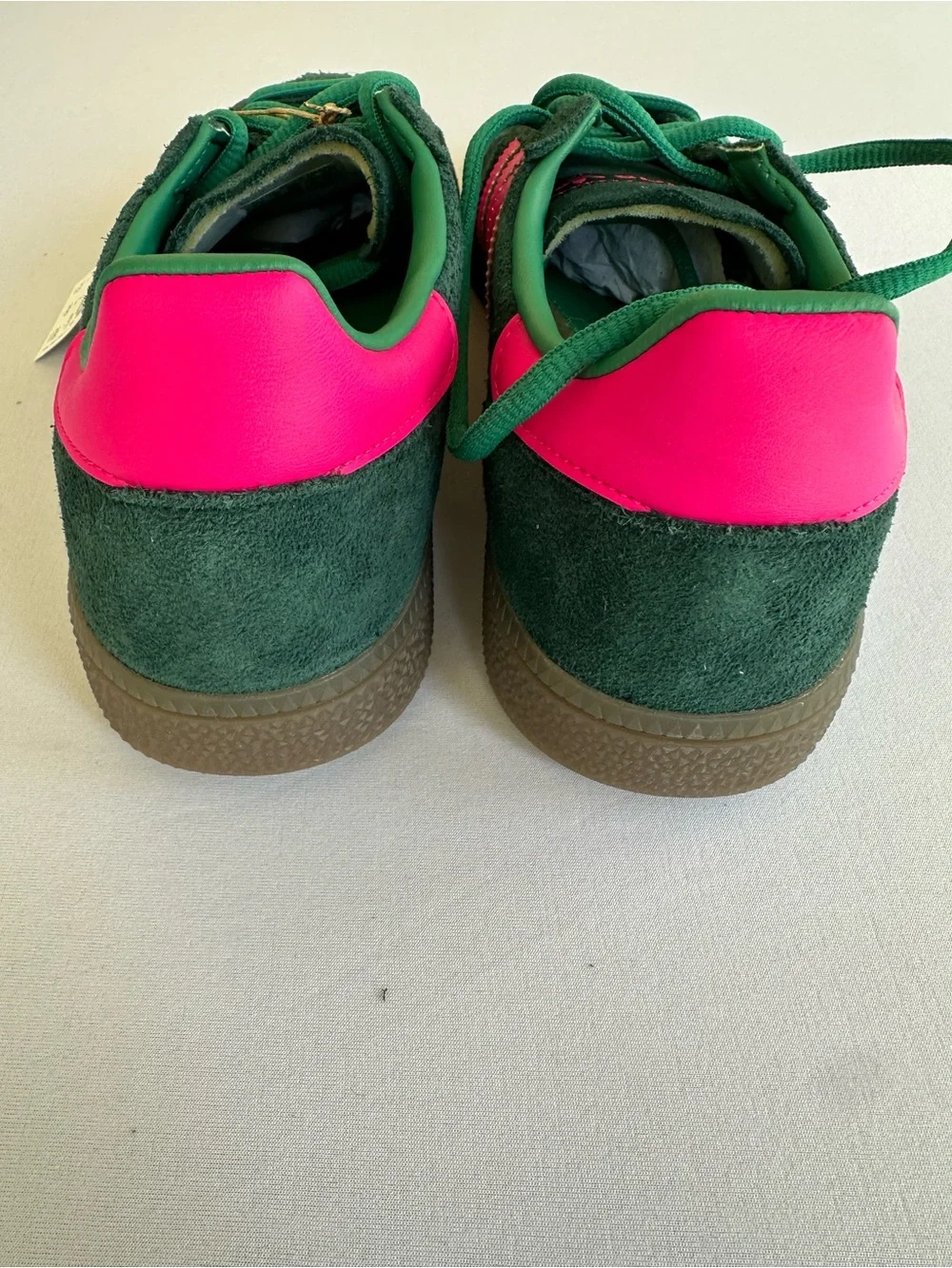 Adidas Spezial Dark Green Suede Sneakers with Hot Pink Stripes Sz 7.5